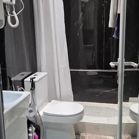 Zakky Cozy To The Center And International Fair 普罗夫迪夫